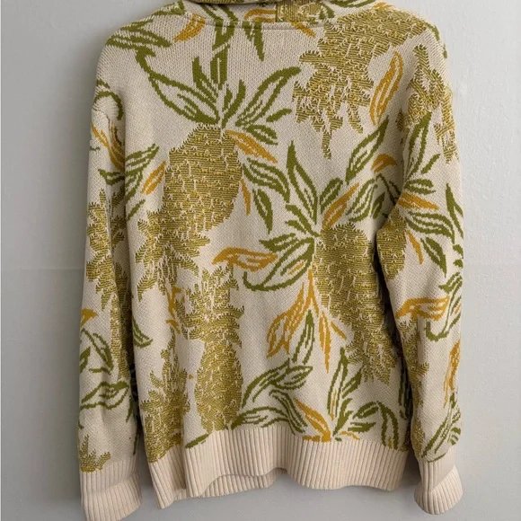 Maeve Green and Cream Floral Pineapple Cardigan - Picture 2 of 3